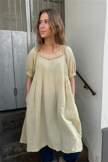 Rabens Saloner Fausta Boulder